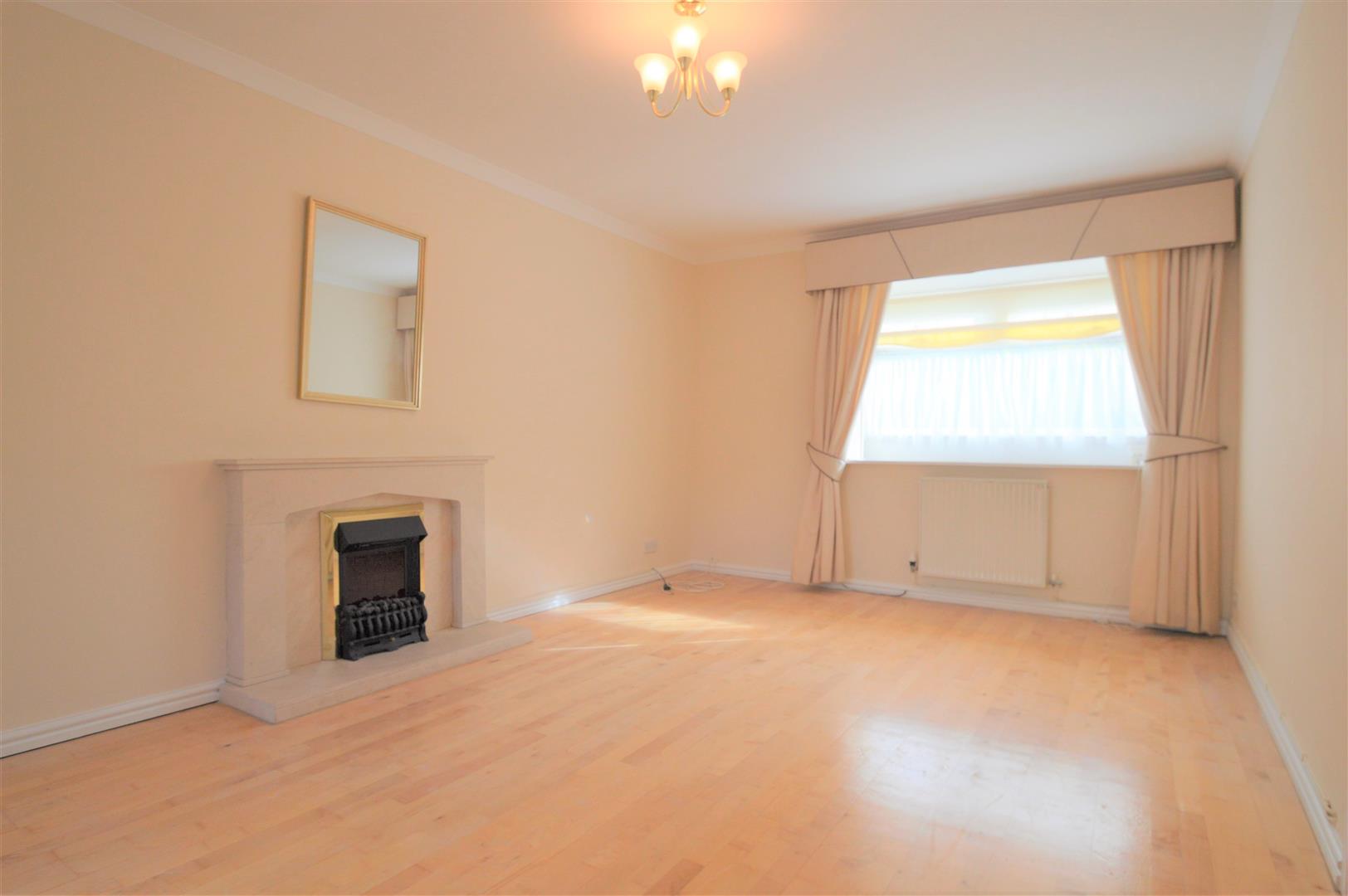2 Coopers Lane, Cowbridge, CF71 7DX